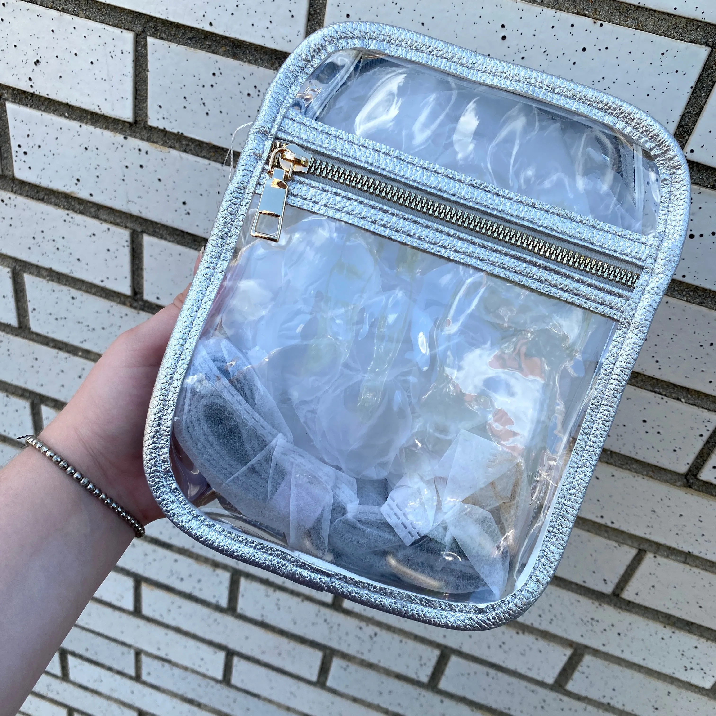 CLEAR CROSSBODY WITH TWO POCKETS AND THICK STRAPS