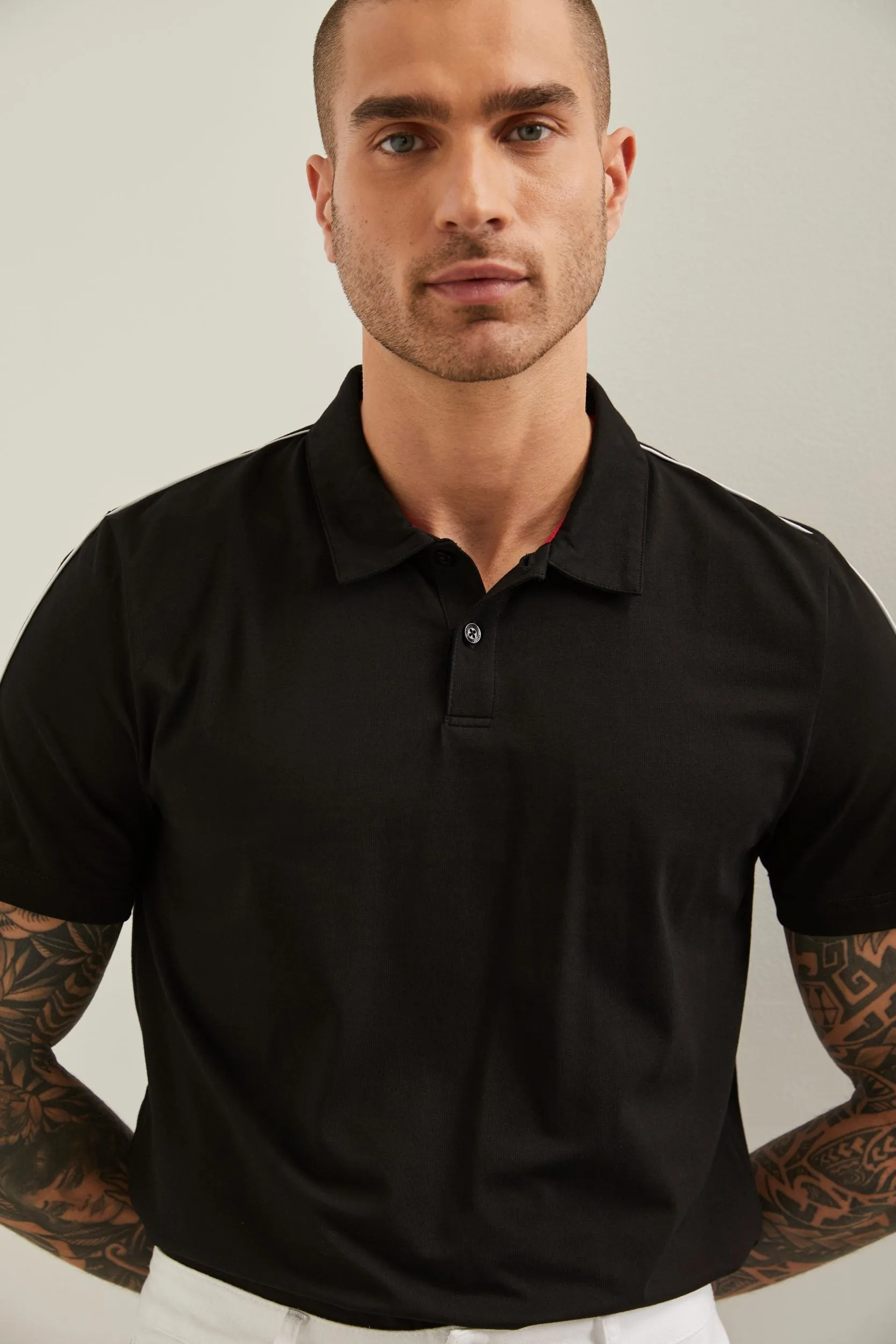 Contrasting detail polo