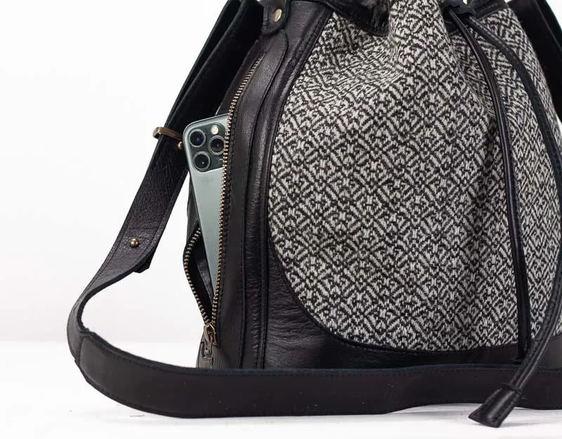 Danae bag - Black leather and wool