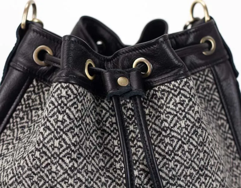 Danae bag - Black leather and wool