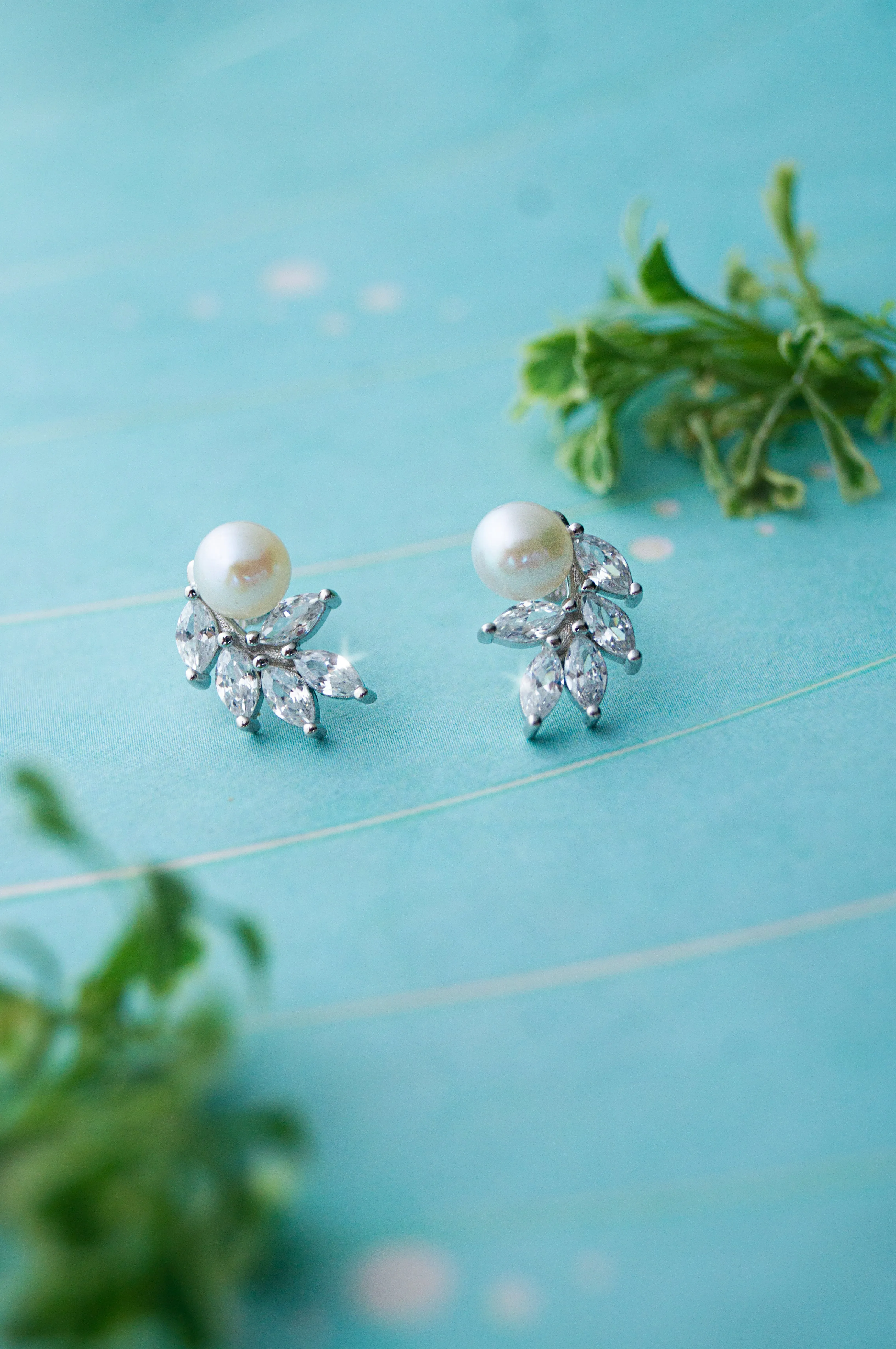 Exquisite Leafy Pearl Statement Sterling Silver Stud Earrings