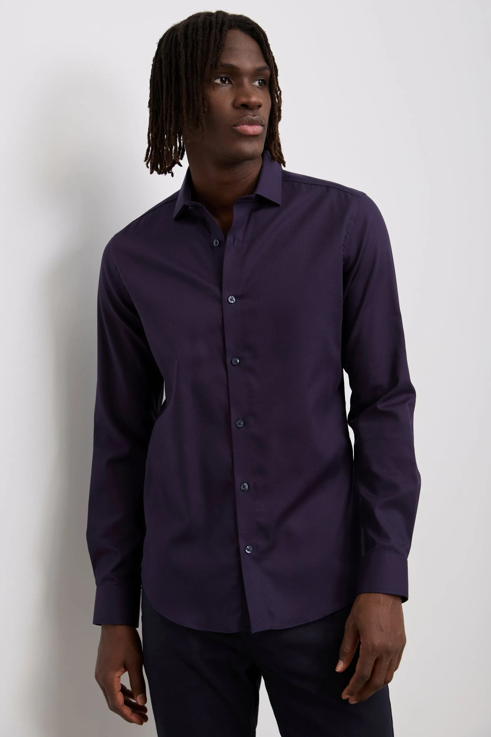 Extra-fitted non-iron textured shirt