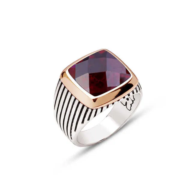 Facet Cut Red Zircon Stone Silver Men’s Ring Siding Stripe Pattern