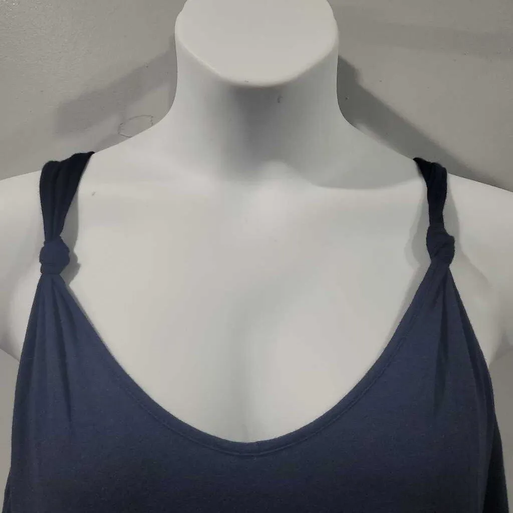 Gap Top XL