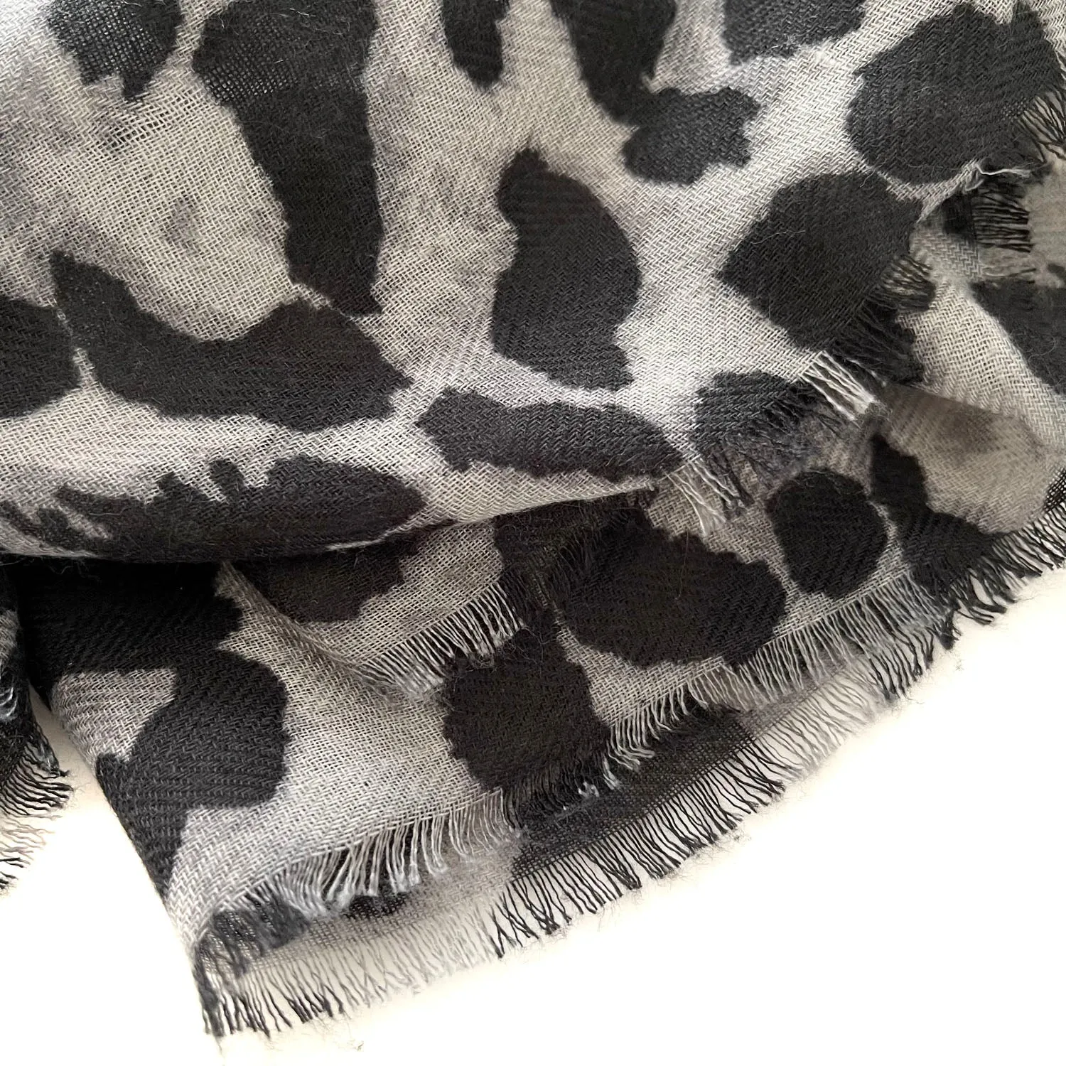 LARGE DARK GREY COTTON MIX LEOPARD PRINT SCARF