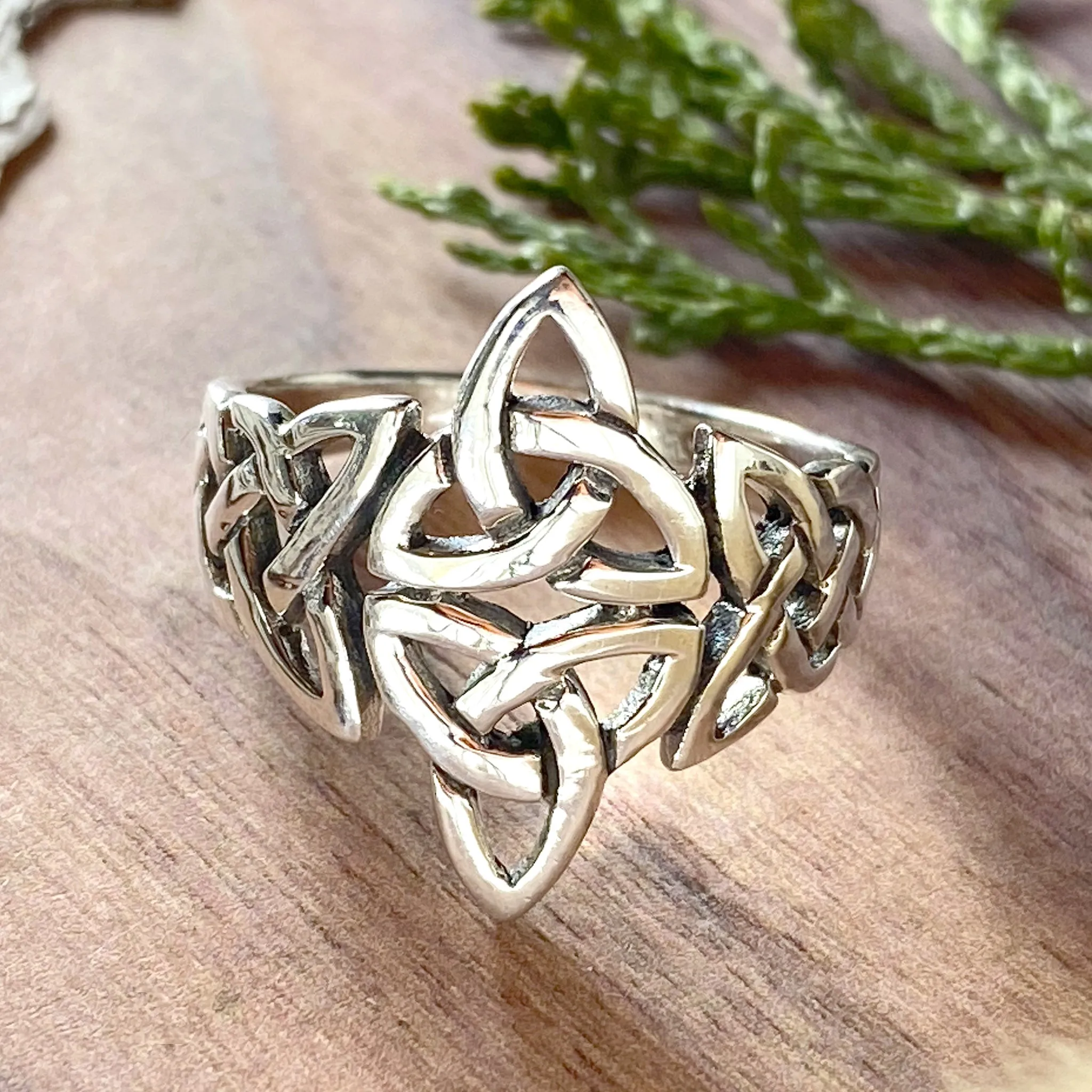 Sterling Silver Celtic Triquetras Ring