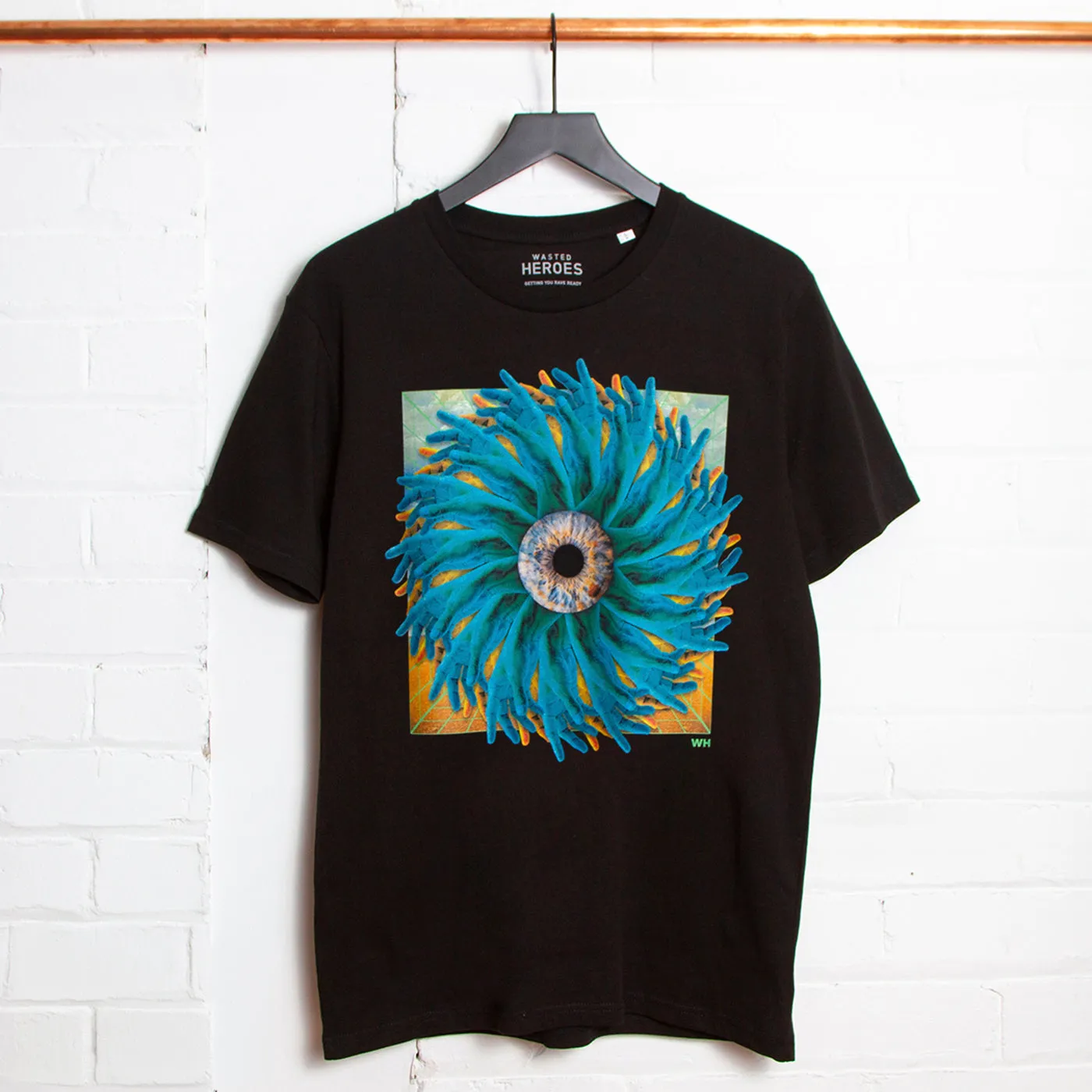 Sun Applause Front Print - Tshirt - Black